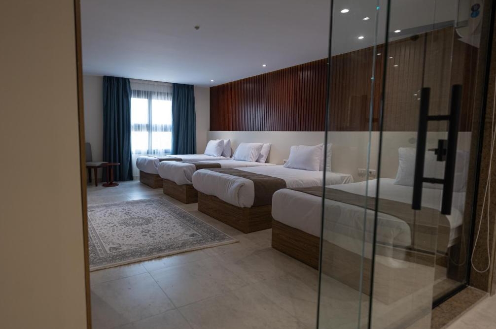 Quad Room